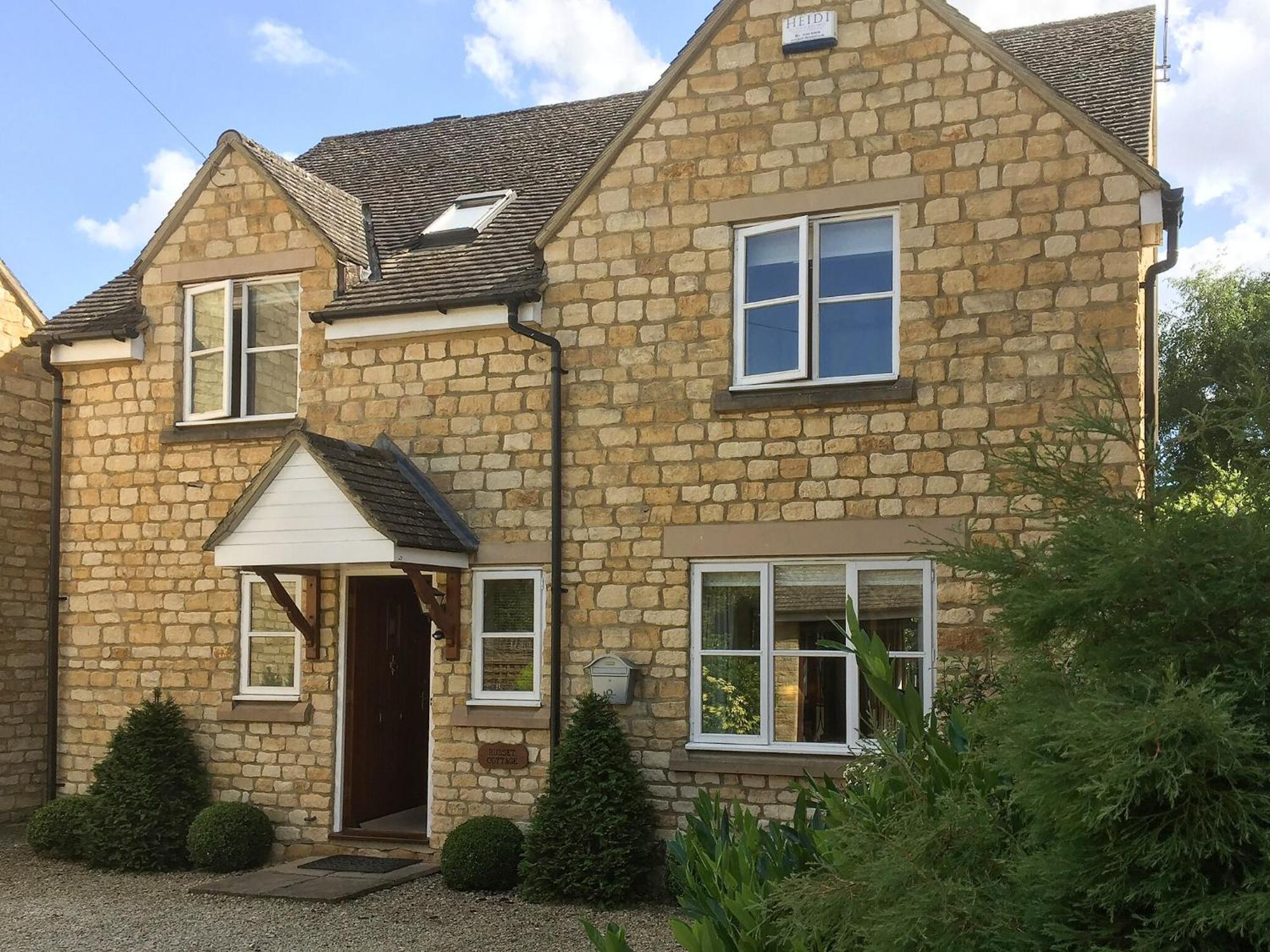 Russet Cottage Moreton-in-Marsh Екстериор снимка